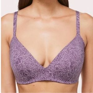 BRAND NEW - Lululemon Take Shape Bra - Size 38B
